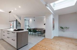 Wohnung mieten in Joachim-Friedrich-Straße 32, 10711 Wilmersdorf, Hochwertig möbliertes Dachgeschoss mit sonniger Dachterrasse nahe Kurfürstendamm