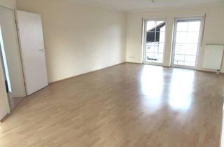 Wohnung mieten in 68519 Viernheim, 3 ZKB mit 2 Balkonen und Garagenplatz ab 01.10.2026 frei