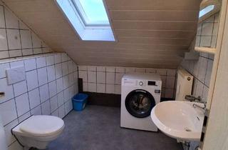 Wohnung mieten in Bundesstraße 27, 56357 Buch, Kompaktes Wohnen: 2-Zimmer-Dachgeschosswohnung in Buch