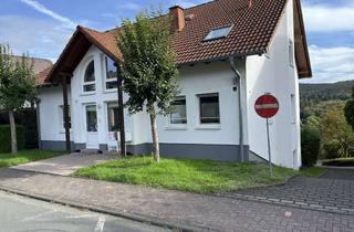 Wohnung mieten in Meisenweg 10, 35080 Bad Endbach, Helle 3 Zimmer Wohnung 97qm im Erdgeschoss mit Keller und Garage