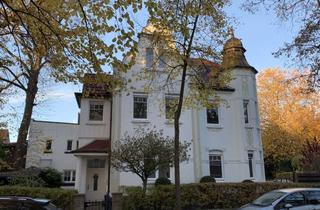 Villa kaufen in 44536 Lünen, Sanierte historische Villa mit Turm und Garten Nähe Dortmund, Wohneinheiten freigezogen v. privat