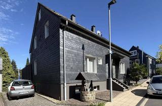 Haus kaufen in 42653 Gräfrath, Traumlage trifft Traumgrundstück! Bergisches Schieferhaus mit großem Kotten in Gräfrath!