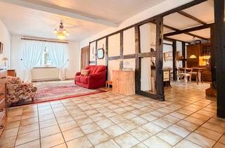 Haus kaufen in 42477 Radevormwald, Einzigartiges Fachwerkhaus mit außergewöhnlichen Deckenhöhen und idyllischem Innenhof