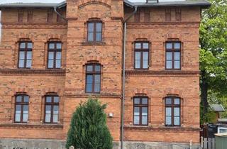 Mehrfamilienhaus kaufen in 39443 Staßfurt, Staßfurt - Dreifamilienhaus mit Nebengelass und großem Freizeitgrundstück