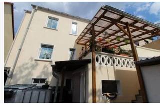 Mehrfamilienhaus kaufen in 06849 Dessau-Roßlau, Dessau-Roßlau - 3-Familienhaus | 183 m² | 720 m² | Grundstück | 2 Garagen |