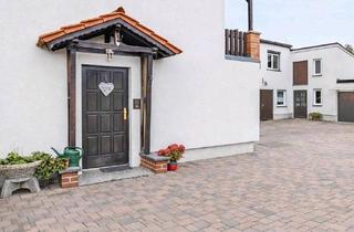 Haus kaufen in 02997 Wittichenau, Wittichenau - EinZweifamilienhaus