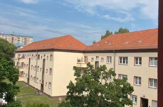 Wohnung kaufen in 12249 Berlin, Berlin - charmante Wohnung im 20er-Jahre-Bau mit extra Dachraum, Lankwitz