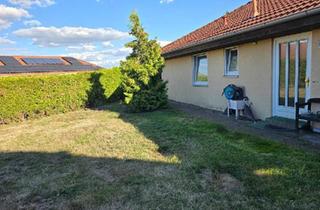 Haus kaufen in 39291 Möckern, Möckern - Bungalow mit Pool und viel Komfort