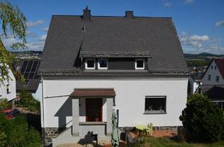 Einfamilienhaus kaufen in 35583 Wetzlar, Wetzlar - Provisionsfrei: Freistehendes Einfamilienhaus mit großem Garten