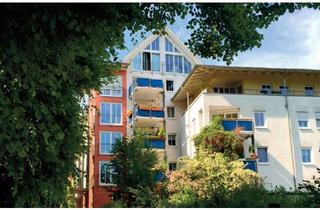 Wohnung kaufen in 04229 Schleußig, vermietet 2 Zi. ETW Balkon / TG direkt an der weißen Elster