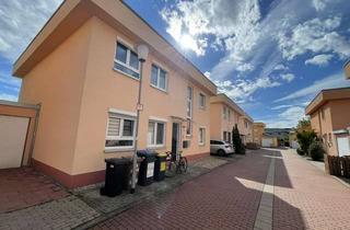 Wohnung kaufen in Max-Maercker-Straße, 06110 Lutherplatz, Wohnen mit Charakter: 3-Zimmer-Wohnung in Halle