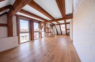 Wohnung mieten in 91301 Forchheim, Historischer Scheunencharme trifft modernen Wohnkomfort – 3 Zimmerwohnung mit Galerie und Balkon