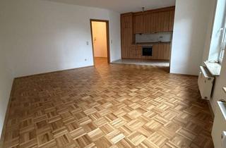 Wohnung mieten in 34253 Lohfelden, Helle 2-Zimmer-Wohnung in Seniorenwohnanlage in Lohfelden