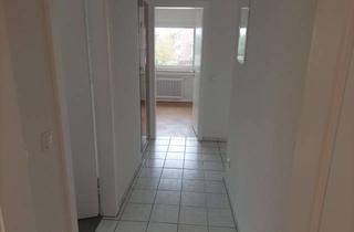 Wohnung mieten in Hafenstraße, 47809 Linn, Alltagstaugliche 3-Zimmer-Wohnung in Krefeld-Linn