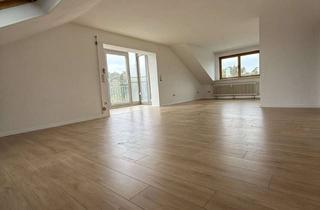 Wohnung mieten in Adlerstraße 33, 90556 Cadolzburg, Helle 2-Zimmer-Dachgeschosswohnung mit Wintergarten, Garage & Wallbox in Cadolzburg