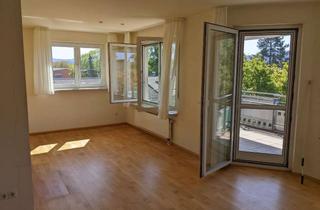 Wohnung mieten in Bismarckstr. 66, 73230 Kirchheim, Großzügige, helle 2,5 Zimmerwohnung