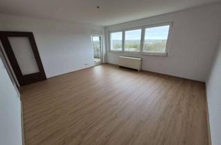 Wohnung mieten in Hasselstraße 104, 42651 Solingen-Mitte, Freundliche 3-Zimmer-Wohnung mit EBK in Solingen