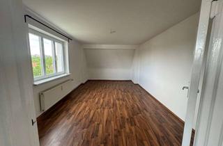 Wohnung mieten in Boschpoler Straße 10, 12683 Biesdorf, Dachgeschosswohnung mit einem Zimmer zur Miete in Biesdorf-Nord
