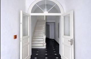 Wohnung mieten in 40629 Ludenberg, Lichtdurchflutete 2-Zimmer-Wohnung mit großem Balkon und EBK, löffelfertig, in Düsseldorf Ludenberg