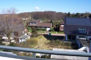 Wohnung mieten in Lilienthalstr., 46117 Osterfeld-Ost, Ansprechende und gepflegte 4-Raum-DG-Wohnung mit Balkon in Oberhausen-Osterfeld