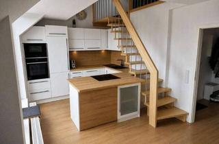 Wohnung mieten in Alfredstraße 34, 20535 Borgfelde, Schöne 2,5-Zimmer-Maisonettewohnung im Dachgeschoss mit Balkon und neuer Einbauküche