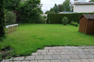 Wohnung mieten in 83301 Traunreut, 3-Zimmer-Erdgeschosswohnung mit Garten, Terrasse, Garage und Kachelofen in Traunreut