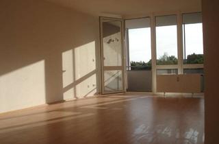 Wohnung mieten in Denninger Straße 134, 81927 Bogenhausen, Helle 2-Zimmer-Wohnung mit großer Loggia, Grünblick und TG-Stellplatz, teilmöbliert