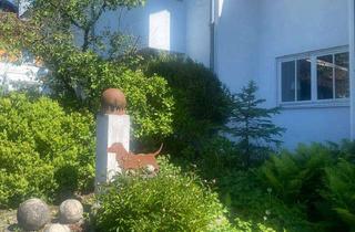 Haus kaufen in 83101 Rohrdorf, Gepflegte DHH/RMH mit Garten, 30² Holzterrasse & mod. Kaminofen - Privatverkauf