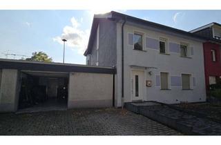 Haus kaufen in Heistermannstraße 16, 46539 Dinslaken, Charmantes Zweifamilienhaus in familienfreundlicher Lage von Dinslaken-Hiesfeld