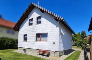 Haus kaufen in 94481 Grafenau, Raus aus der Miete und rein ins Eigenheim! Bezahlbares Wohnhaus für handwerklich geschickte Famili