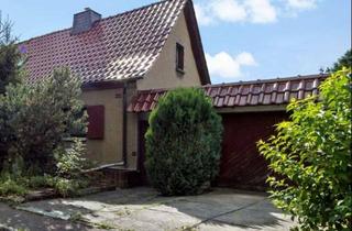 Haus kaufen in 06130 Damaschkestraße, Ruhiges Familiendomizil am Rosengarten(Erbbaurechtsvertrag)