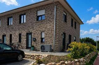Haus mieten in Byn Hollenbarg 18a, 25557 Hanerau-Hademarschen, Hochwertige moderne Haushälfte 120 m2 (KFW40)in Hanerau-Hademarschen