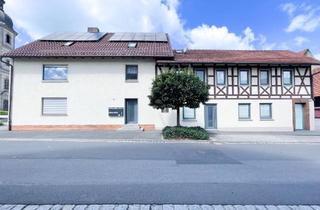 Anlageobjekt in Theresienstrasse, 97494 Bundorf, Mehrfamilienhaus mit 5 Wohneinheiten, Scheune, PV-Anlage in Bundorf