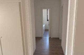 Wohnung kaufen in 68199 Neckarau, Alltagstaugliche 3-Zimmer-Wohnung mit Balkon in Mannheim-Neckarau