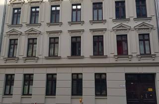Wohnung kaufen in Bergstraße 31, 04315 Neustadt-Neuschönefeld, Charmante 1-Zimmer-Wohnung in Leipzig 46,5 m² mit EBK, Nähe Zentrum, v.privat