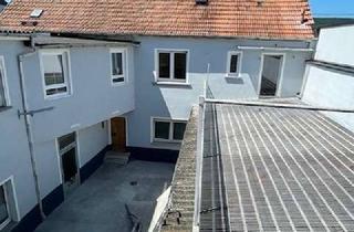 Wohnung mieten in Saarlandstraße 153, 55411 Bingen, 6 Zimmer Wohnung in Büdesheim, zentral Lage mit Dachterrasse und großem Speicher
