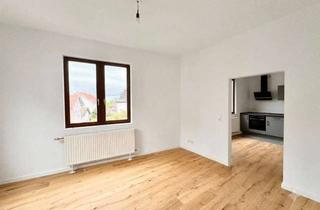 Wohnung mieten in 55276 Oppenheim, Kernsaniert im 1. OG: Altbautraum mit 2,80 m Deckenhöhe & Küche