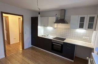 Wohnung mieten in Hermann-Stöber-Straße 20, 38350 Helmstedt, Renovierte 3 Zimmer Wohnung mit Einbauküche