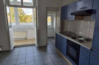 Wohnung mieten in Kluser Höhe 27, 42119 Elberfeld, Ruhige Lage. City-, Uni- und HBf.-nähe. Wohnen/Schlafen+Wohnküche+Loggia. 45 qm