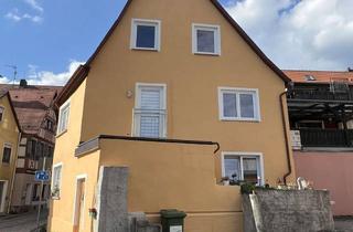 Mehrfamilienhaus kaufen in 91555 Feuchtwangen, Attraktives Mehrfamilienhaus mit Erweiterungsoption in Feuchtwangen - Provisionsfrei !