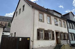 Haus kaufen in Bangertstraße 35, 66869 Kusel, Stadthaus im Dornröschenschlaf – idyllischer Rückzugsort mitten in der Stadt