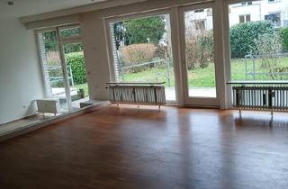 Haus kaufen in 52070 Aachen, Aachen - Provisionsfrei: MFH in AC mit großzügiger Einliegerwohnung im EG