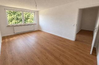 Wohnung kaufen in 49635 Badbergen, Badbergen - Frisch renovierte 3-Zimmer-Wohnung mit Balkon und Garage - sofort