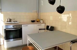Wohnung kaufen in 24116 Kiel, Kiel - Helle 2-Zimmer-Wohnung mit Balkon provisionsfrei zu verkaufen.