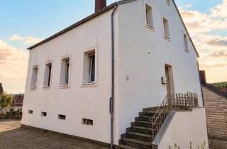 Einfamilienhaus kaufen in 66299 Friedrichsthal, Friedrichsthal - 1-2-Familienhaus als Kapitalanlage