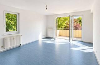Wohnung kaufen in Normannenstraße 7 D, 12524 Altglienicke, Barrierearmes Wohnen mit Charme & grünem Ausblick! 1 Zi-Apartment mit Einbauküche, Balkon & Aufzug!