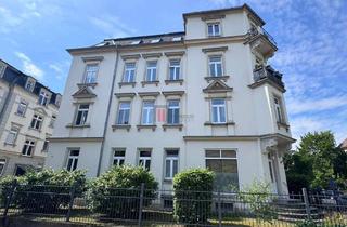 Wohnung kaufen in 01309 Striesen-Ost, Wohnen in Striesen - Historischer Charme trifft auf großzügiges Wohnpotenzial - Aus Zwei mach Eins!