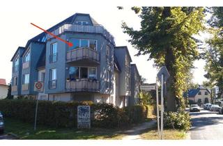 Wohnung kaufen in Myslowitzer Straße 11, 12621 Kaulsdorf, Lichtdurchflutete 3-Zimmer-Wohnung mit Balkon in Berlin-Kaulsdorf