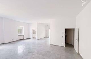 Wohnung kaufen in 45128 Südviertel, Zentrale 3-Zimmer-Wohnung mit Terrasse und Stellplatz in Essen-Süd