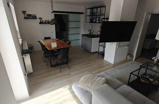 Wohnung kaufen in 67269 Grünstadt, Moderner Wohnkomfort mit Privatgarten: Kernsanierte EG-Wohnung in Grünstadt